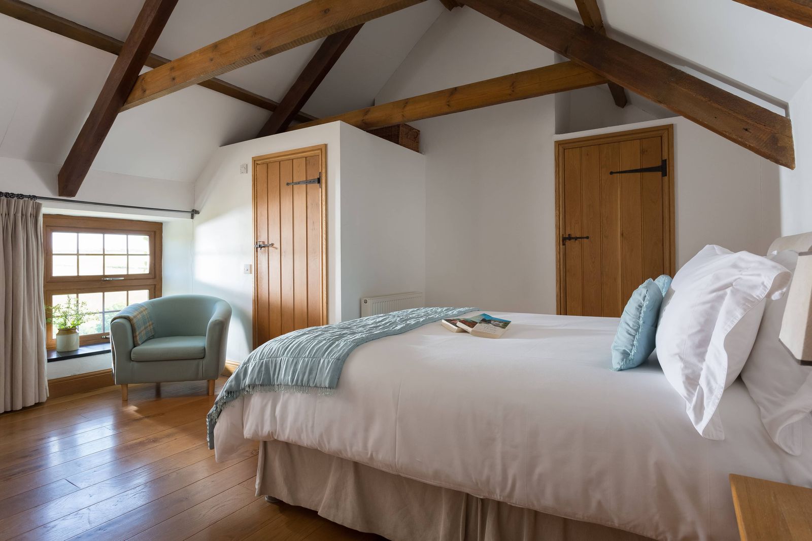 Trevio Farm House - Master Bedroom